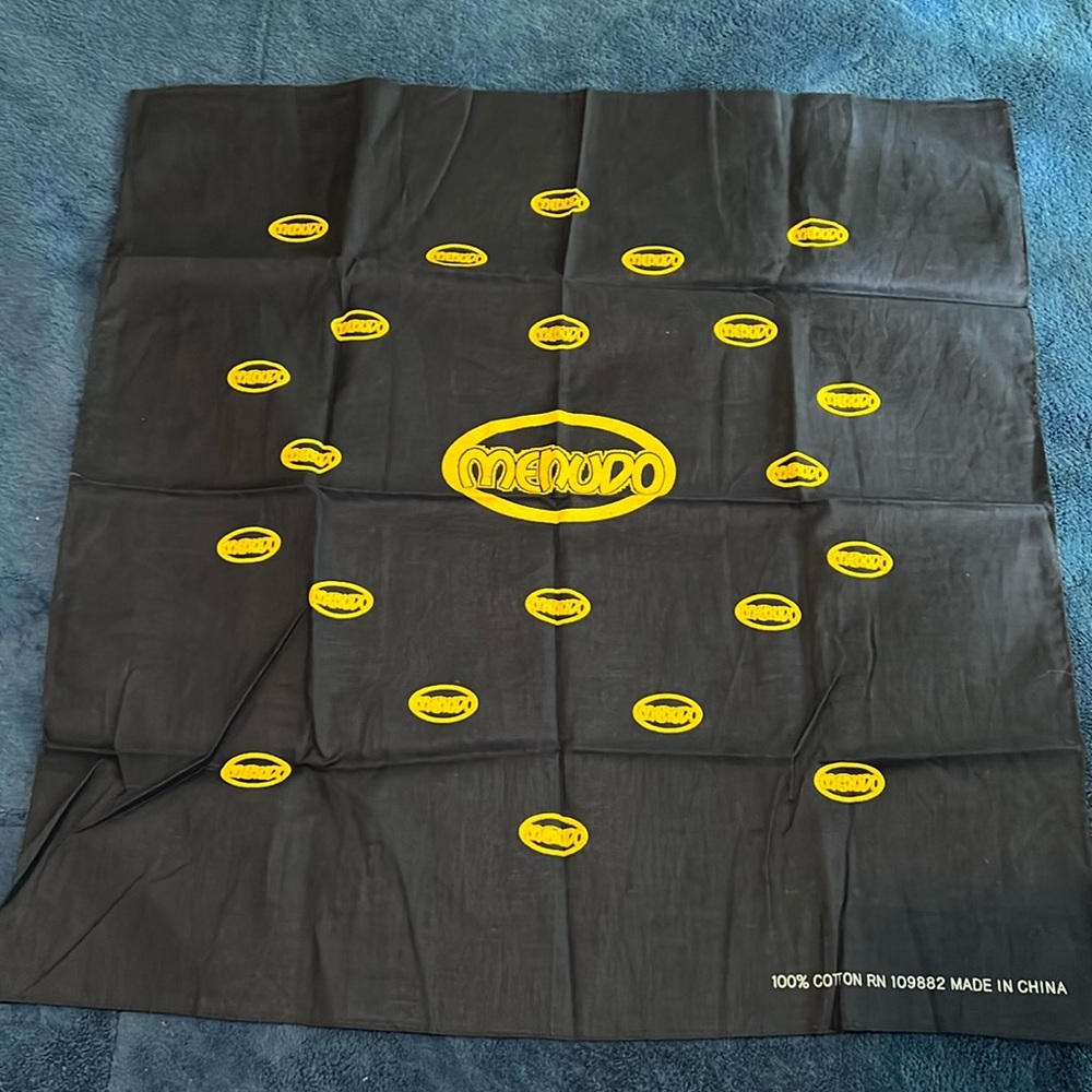 NWOT Menudo Bandana